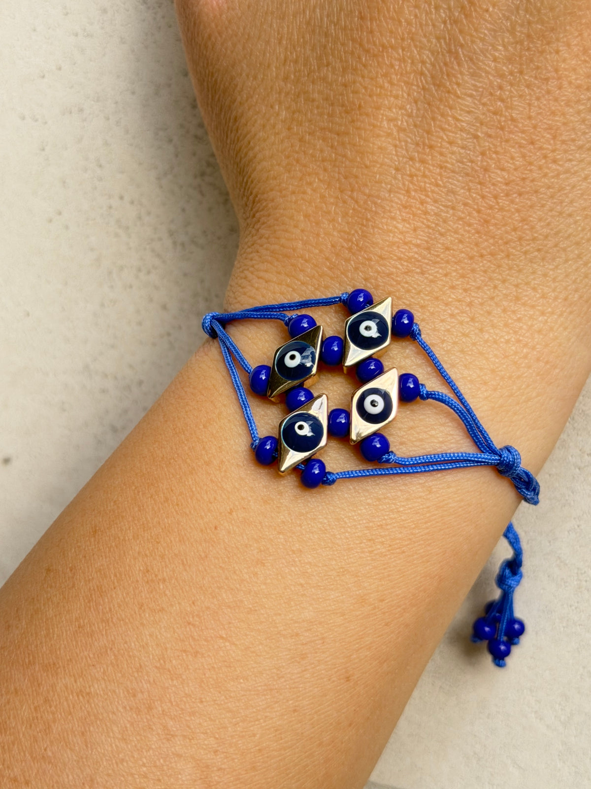 Bracelet Nœuds Éternels Élégant