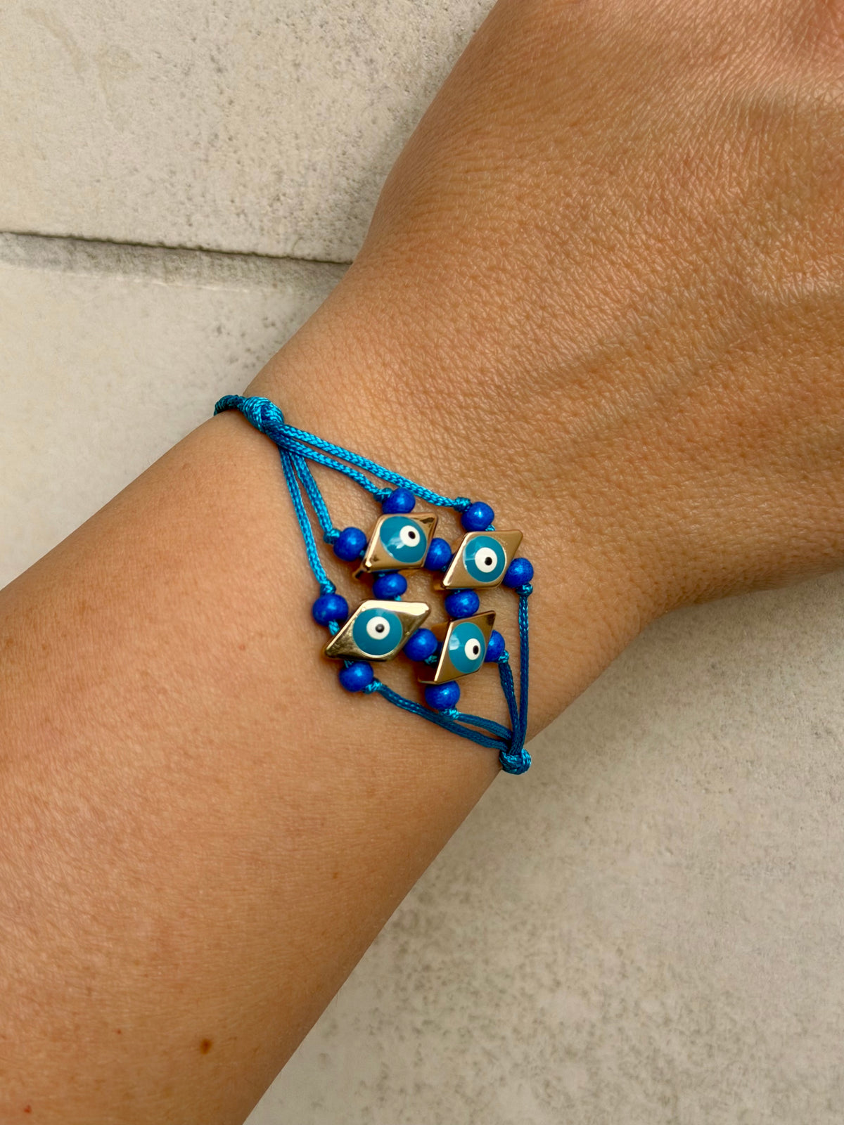 Bracelet Nœuds Éternels Élégant